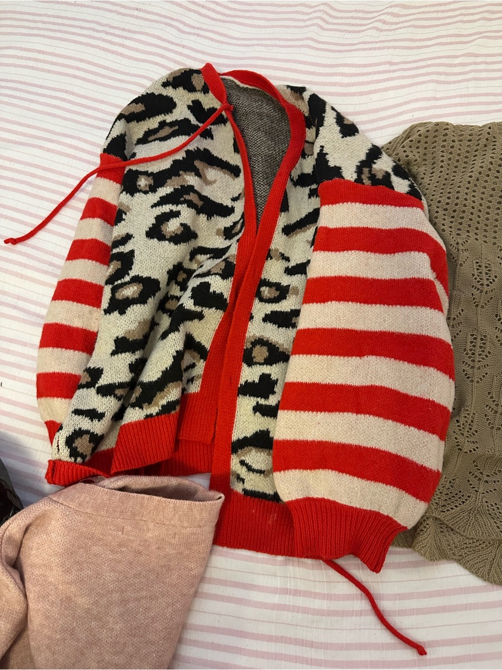 Sweater bundle - Picture 5 of 5
